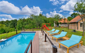 Gorgeous Home In Sveti Ivan Zelina With Wifi